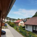 Tas *