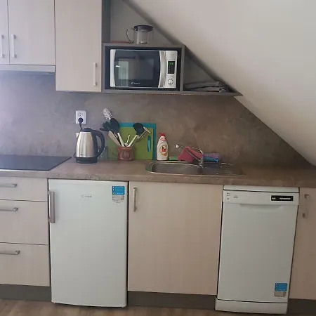 Tas 伊泽拉河畔亚布洛内茨