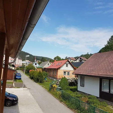Tas *